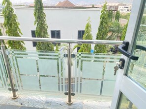 Appartement Penthouse Deluxe, balcon, vue sur la montagne | Terrasse/patio