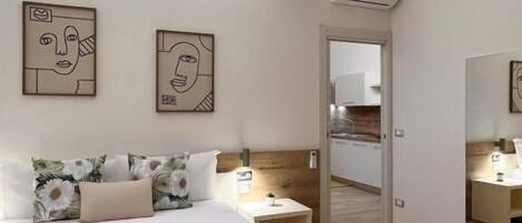 Comfort Double Room, City View