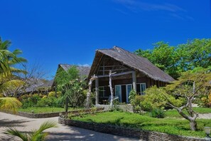 Superior bungalow, uitzicht op strand | Exterieur