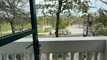 Luxury Double Room, Park View | Terrace/patio