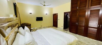 Sea View Karachi DHA Family Guest House