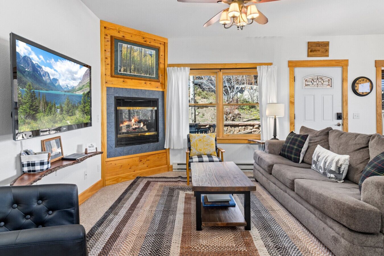 Estes Park Condo W/ Hot Tub & Lake Views Near Rmnp - Estes Park, CO