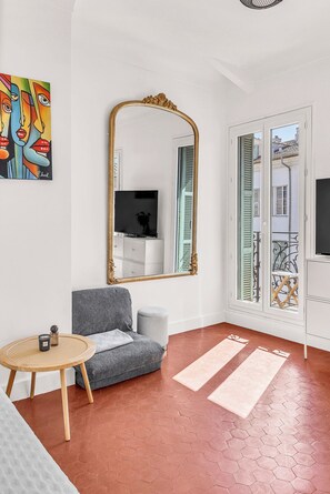 Living area - Vrbo Property (Nice)