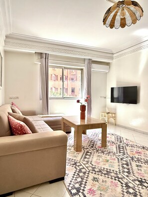 Apartment | Living area - 2-bedroom apartment for 6 in Gueliz  (Marrakech)