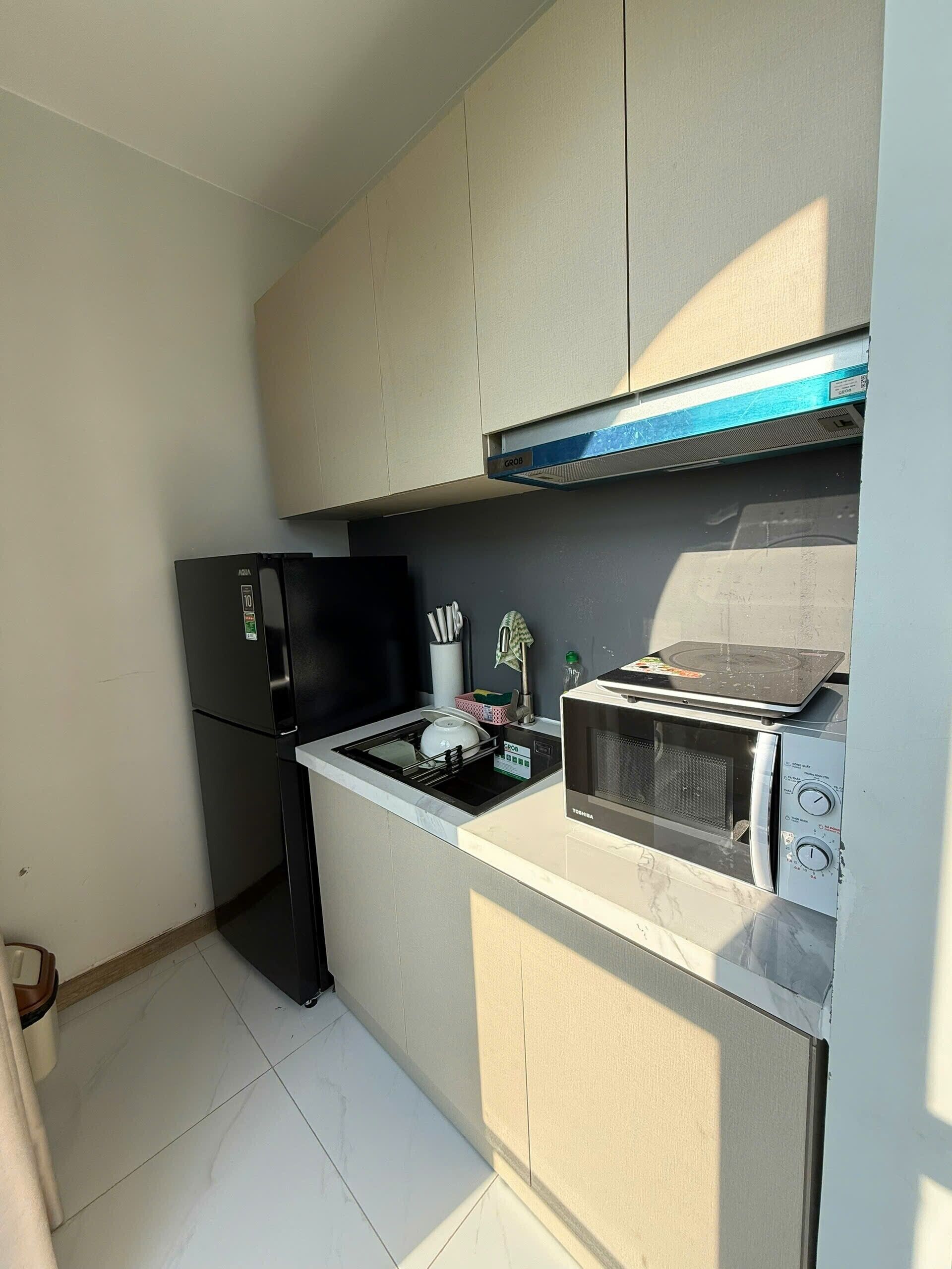 Lyxig studiosvit - utsikt mot stranden | Eget kök