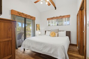 4 bedrooms, iron/ironing board, bed sheets - NEW LISTING!! Welcome to Caribbean Breezes- Fort Morgan Getaway (Gulf Shores)
