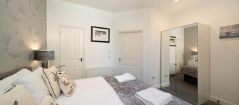 Fionas Cottage -  a house that sleeps 6 guests  in 3 bedrooms