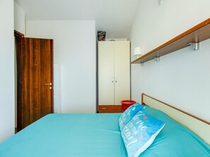Apartment - Holiday Home With air Conditioning and Shared Pool (Viddalba)