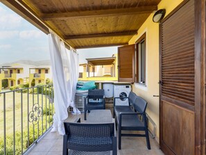 Apartment | Balcony - Holiday Home With air Conditioning and Shared Pool (Viddalba)