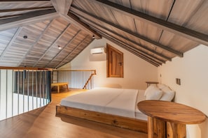 Vila Deluks, 5 kamar tidur, kolam renang pribadi | Seprai antialergi, brankas, meja kerja, dan Wi-Fi gratis