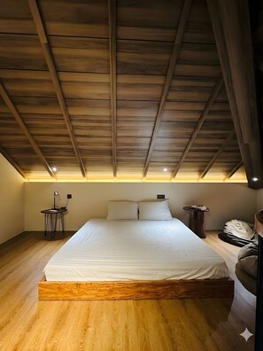 Villa Deluxe, piscina privada | Caja fuerte, escritorio, wifi gratis y ropa de cama
