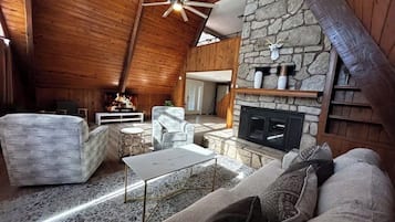 TV connectée, cheminée