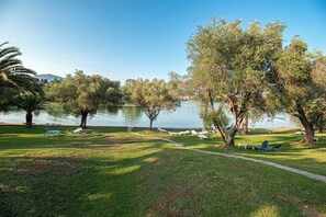 Property grounds - Bellu - Govino Bay 2BR Maisonette with Common Pool (Gouvia)