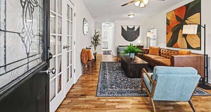 Stylish 4BR Retreat | 2-Car Garage | Sleeps 10