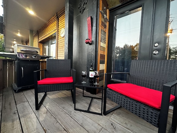 Property grounds - Cozy 1-bedroom apartment in charming Lake Lotawana with AC (LAKE LOTAWANA)