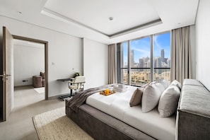 1 bedroom, iron/ironing board, WiFi, bed sheets - Elegant 1BR with Full Burj Khalifa View (Dubai)