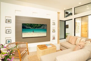 Living area - Playa Tamarindo, private community, before booking please write to private (Tamarindo)