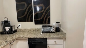 A kitchen with a coffee maker, toaster, blender, and dishwasher. - FIFA FANS STAY HERE! Excellent location minutes from Atlanta Airport and STADIUM (atlanta)