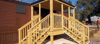 Amelia's Hidden Hideaway/ quiet cottage located in Broussard, La.