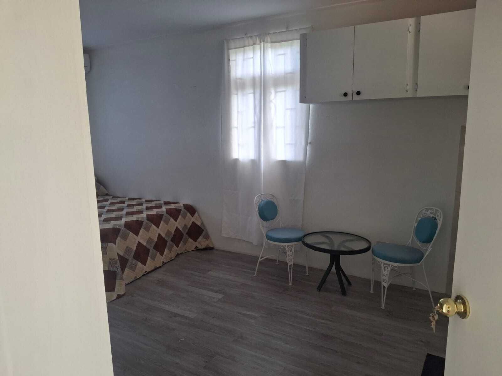 Monolocale, patio, vista valle