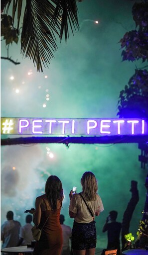 Miscellaneous - Petti Petti (Mirissa)