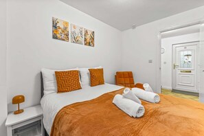 2 Schlafzimmer, Bügeleisen/Bügelbrett, Internetzugang, Bettwäsche