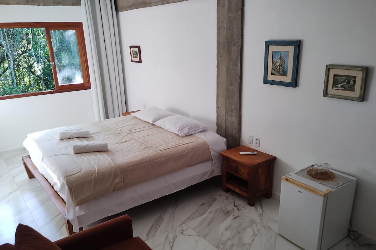 Basic Suite, Private Bathroom, Garden View