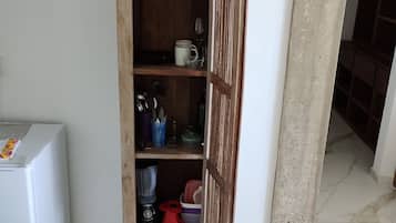 Perhesviitti, keittotila, merinÀköala | SisÀtilat