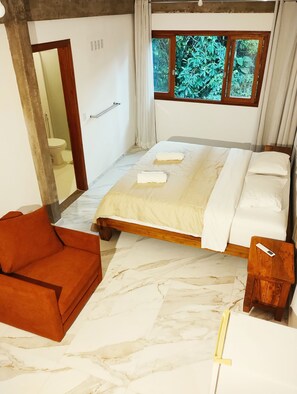 Suite, salle de bains privée, vue jardin