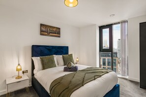 Room - Broad Street 2 Bed Apt |24hr Gym| Netflix+Parking (The Bank)