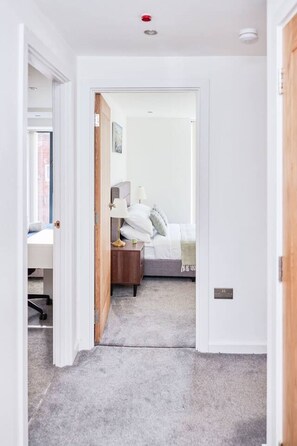 Room - 2-Bed City Stay|Walk to Bullring |Netflix| Parking (West Midlands)