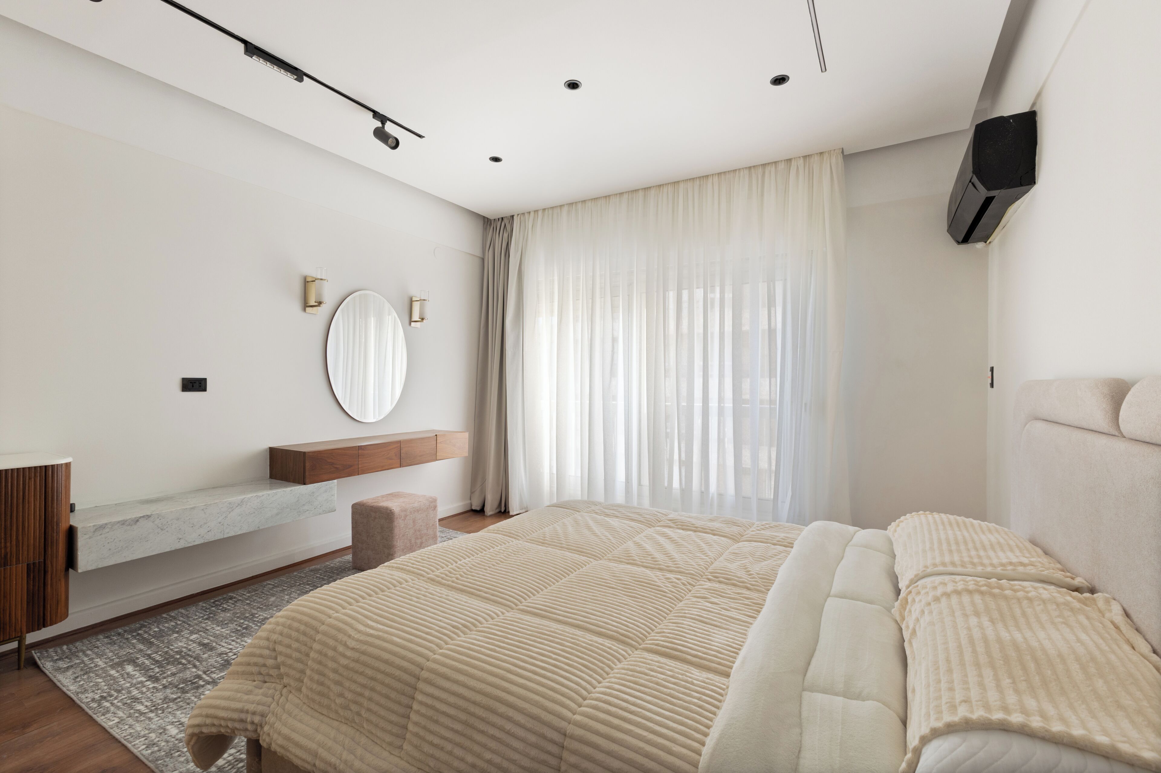 Comfort-Apartment, Flussblick