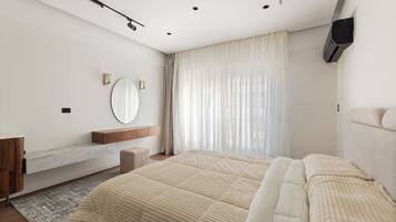 Comfort-Apartment, Flussblick