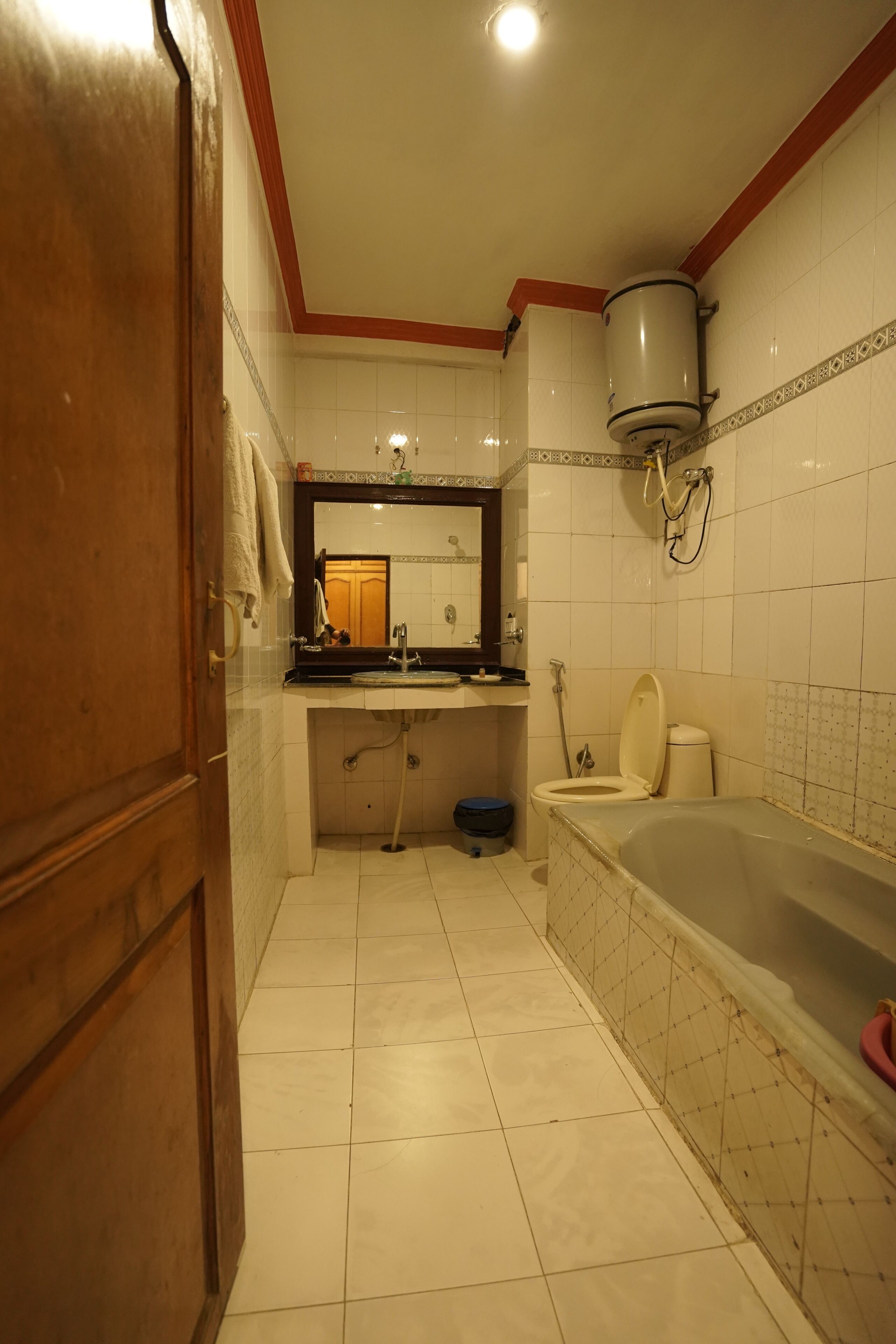 Deluxe Double Room, Mountain View | Bathroom