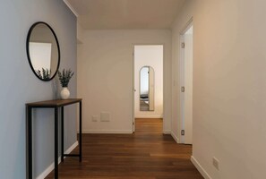 Interior - w* | Central 2BR w/ Balcony in Miraflores (Miraflores)