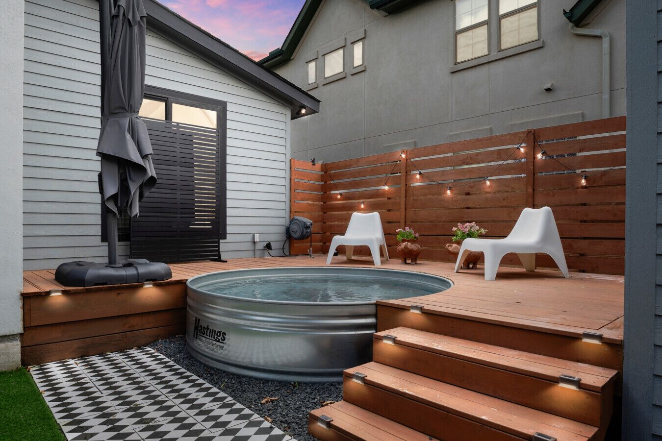 مغطس سبا خارجي