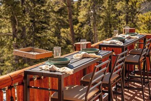 Outdoor dining - Last Light Lodge - 6 Acres, 14er Views, Hot Tub, Sleeps 10 (Fairplay)