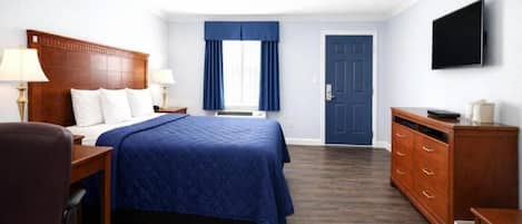 5 bedrooms, iron/ironing board, WiFi, bed sheets