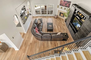 Smart TV, fireplace, DVD player, books