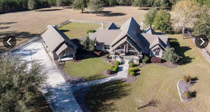 246 Acre North Florida Ranch Retreat, 8 Beds, River Access & Fire Pit