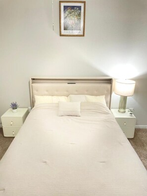 1 chambre, fer et planche à repasser, Wi-Fi, draps fournis