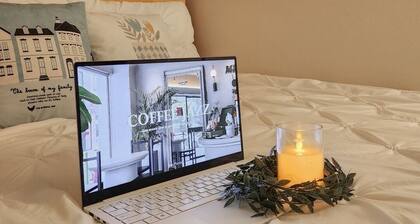 Spacious&Private&Cozy 2 Bed Rooms in Sinchon for 4/Near Hongdae,Close to Subway.