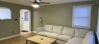 Serene 3-bedroom house in Bethel perfect for your getaway