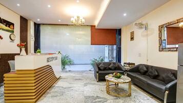 Quarto casal clássico, vista para a cidade | Saguão