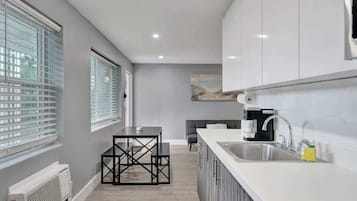 Comfort Room | Private kitchen