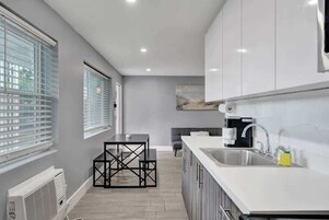 Comfort Room | Private kitchen