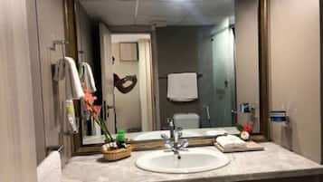 ๋๋ญ์ค ๋๋ธ๋ฃธ | ์์ค