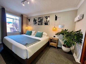 Unclassified image, 2 of 27, button - CASA PARDO (Cusco)