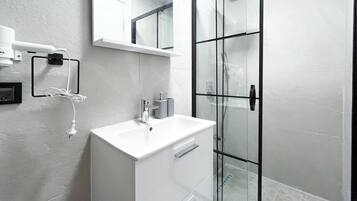 ํด๋์ ์ํํธ, ๋ฐ๋ค ์ ๋ง | ์์ค