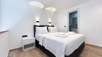 ํด๋์ ์ํํธ, ๋ฐ๋ค ์ ๋ง